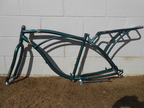 Huffy beach cruiser - frame, 26"