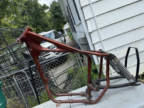 Triumph rigid bobber - 63-68,